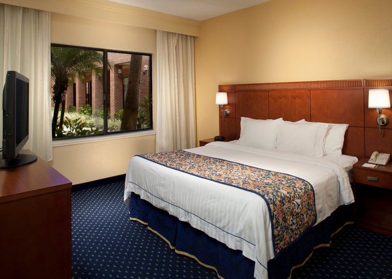 Courtyard By Marriott Fort Lauderdale City Of Plantation Eksteriør billede