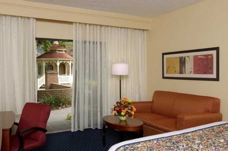Courtyard By Marriott Fort Lauderdale City Of Plantation Værelse billede
